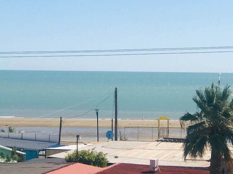 בית מלון כפרי Chapala