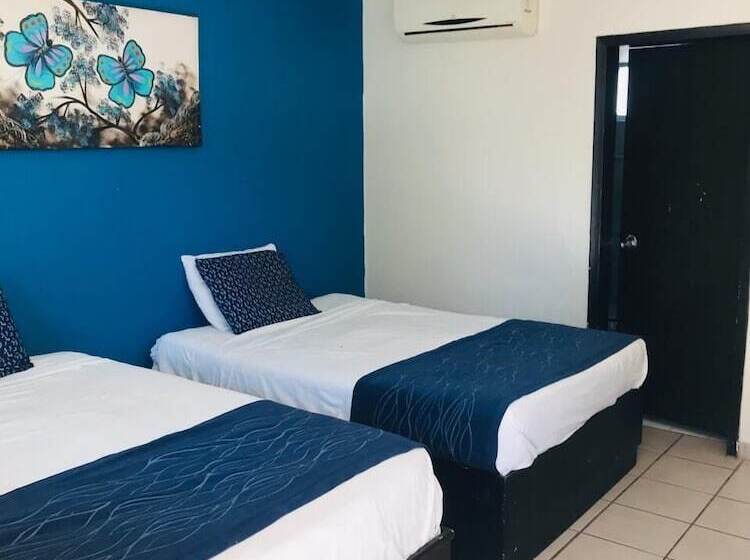 בית מלון כפרי Chapala