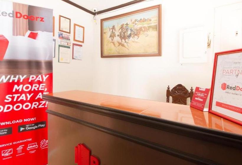 هتل Reddoorz @ Holy Spirit Road Tagaytay