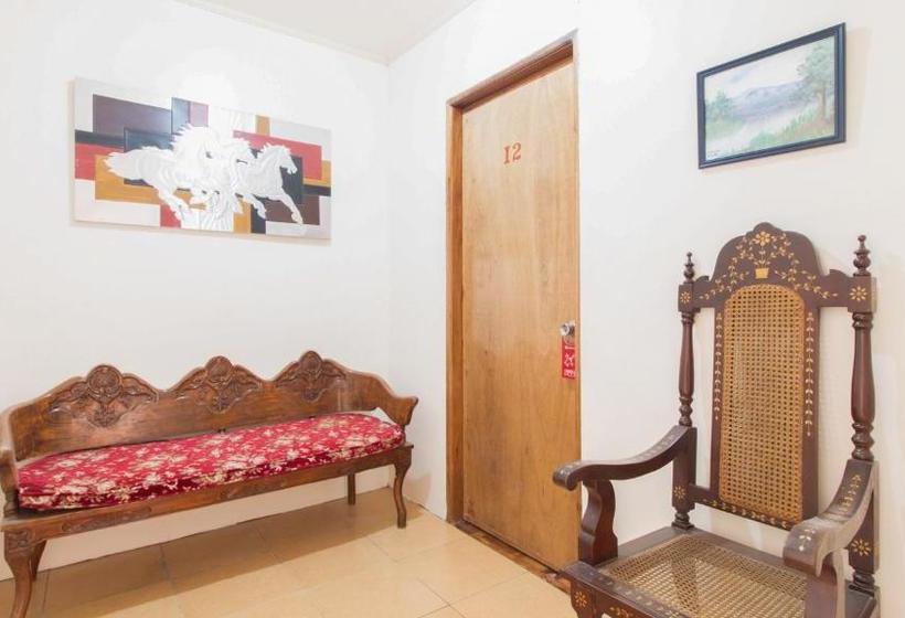 هتل Reddoorz @ Holy Spirit Road Tagaytay