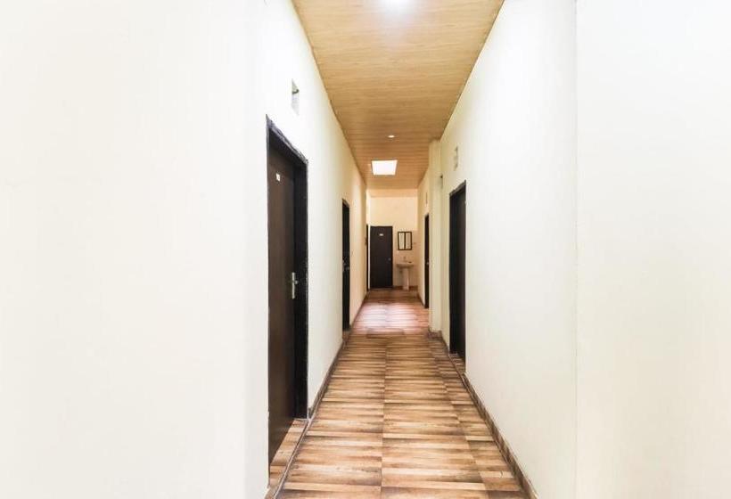 בית מלון כפרי Spot On 62824  Gold Inn