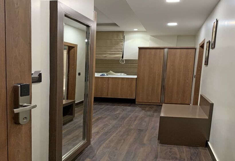 בית מלון כפרי Sun Grand