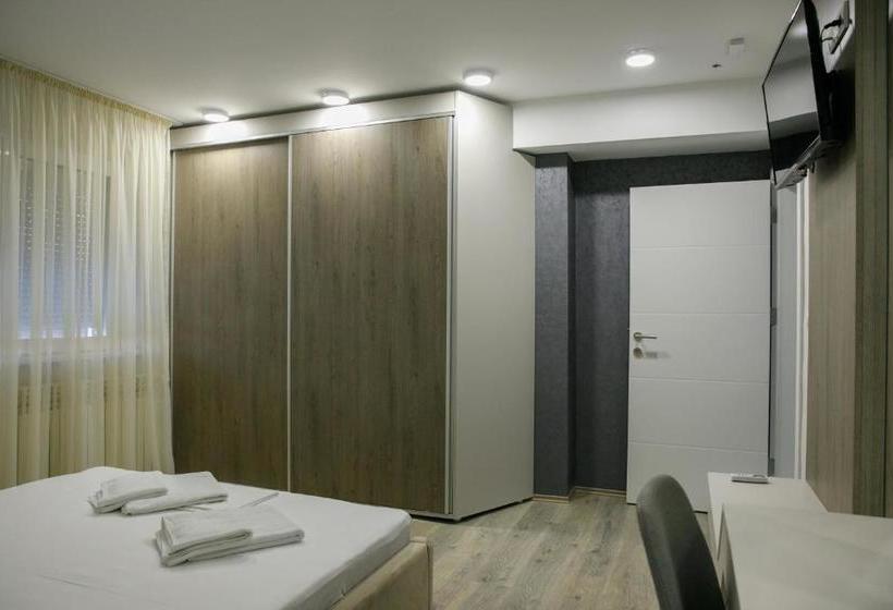 پانسیون Fine Suites