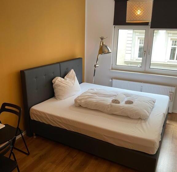 Pension Michelangelo