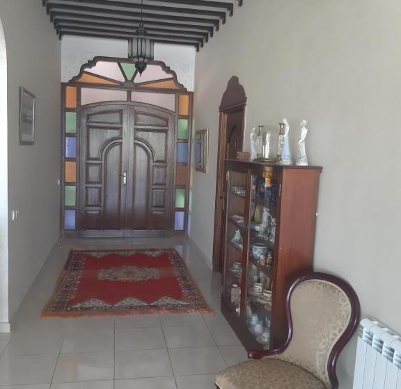 Riad Tanjil