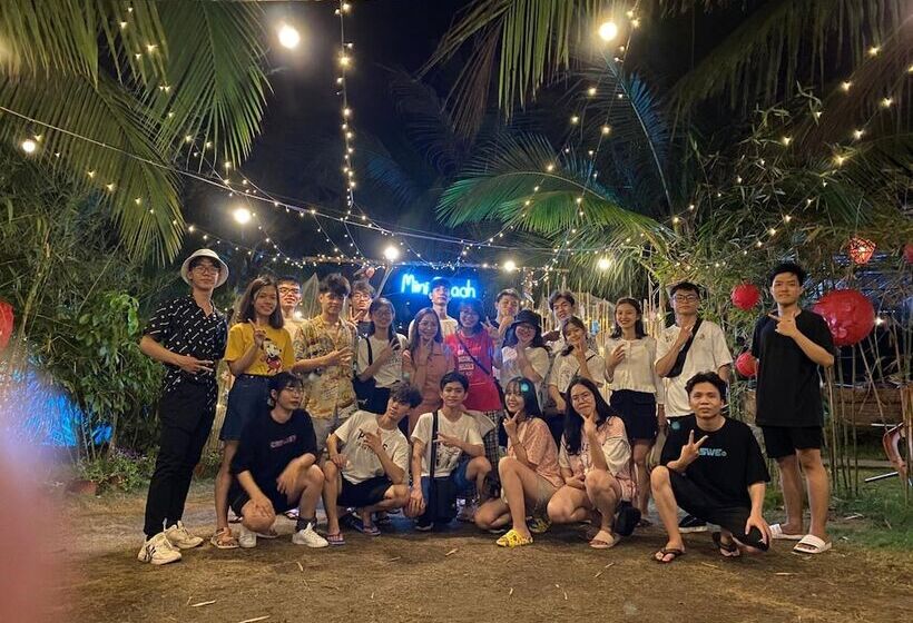 Adora Central Park Hostel