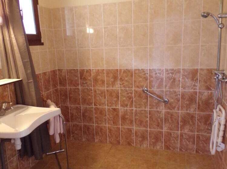 住宿加早餐  Chaumière Du Lac