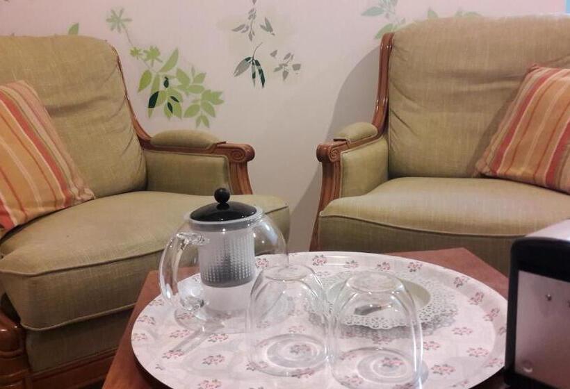 Bed and Breakfast La Chambre Tomis Ath