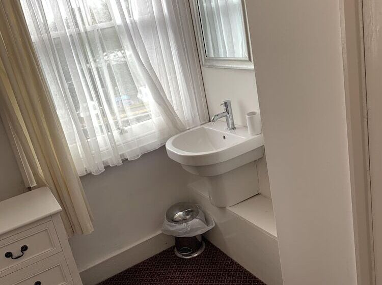 مبيت وإفطار The Prince Of Wales