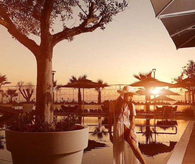 Gloria Palace Hotel & Spa