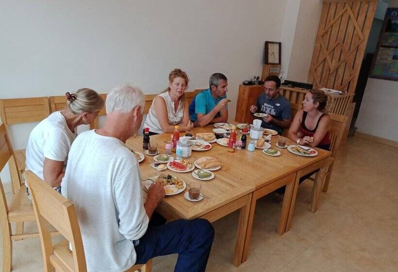 هتل Cat Ba White Pearl