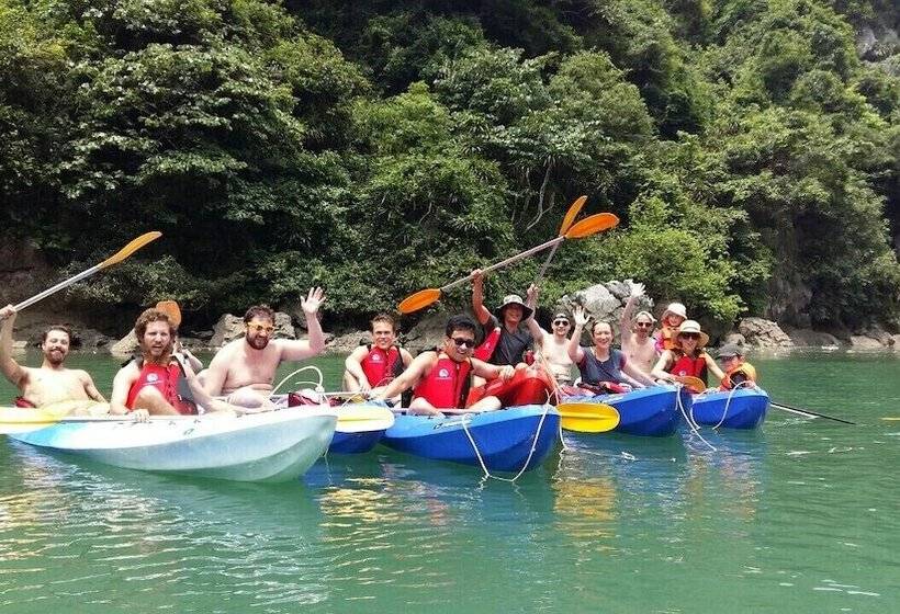 هتل Cat Ba White Pearl