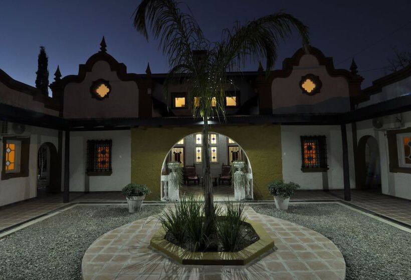 ホテル Fatvial 4 De Abril