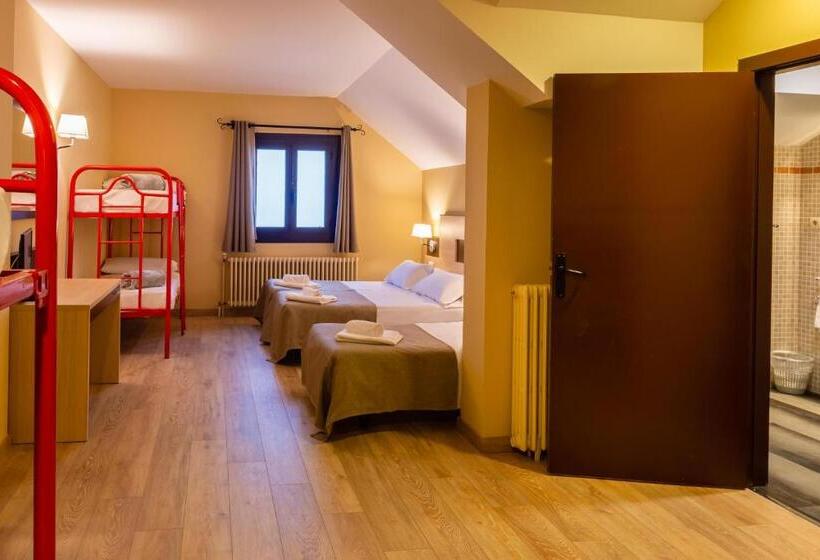 בית מלון כפרי Port 1730