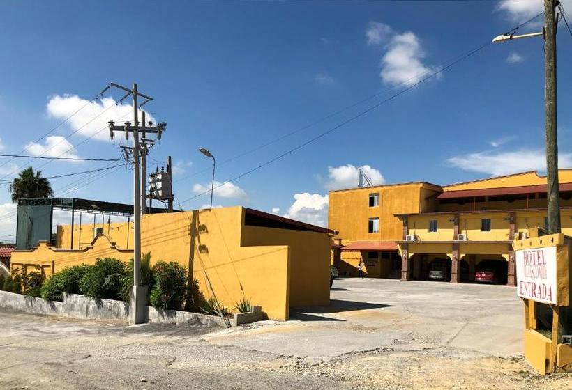 ホテル Villa Escondida