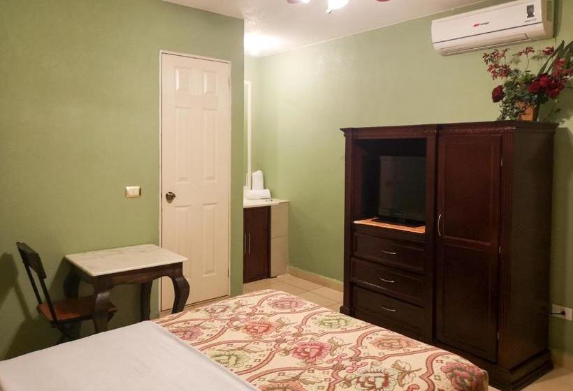 ホテル Villa Escondida