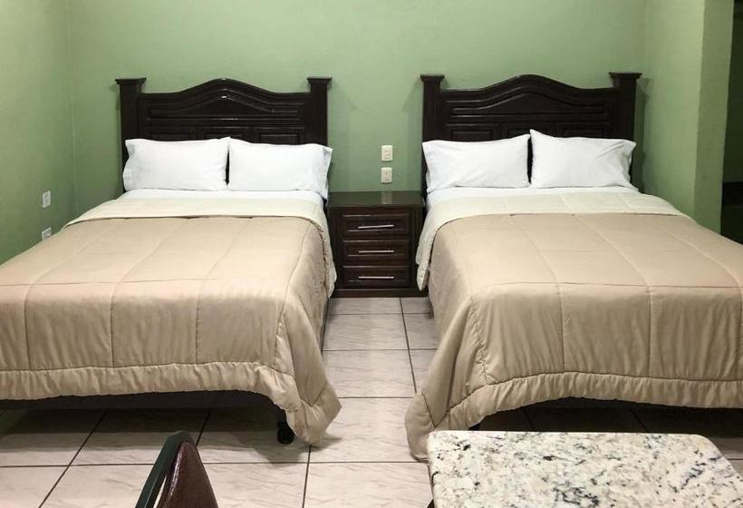 ホテル Villa Escondida