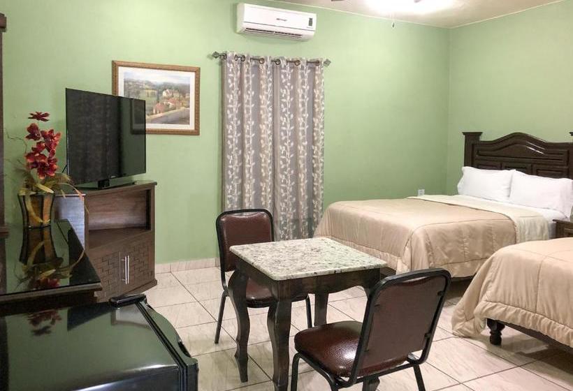 ホテル Villa Escondida