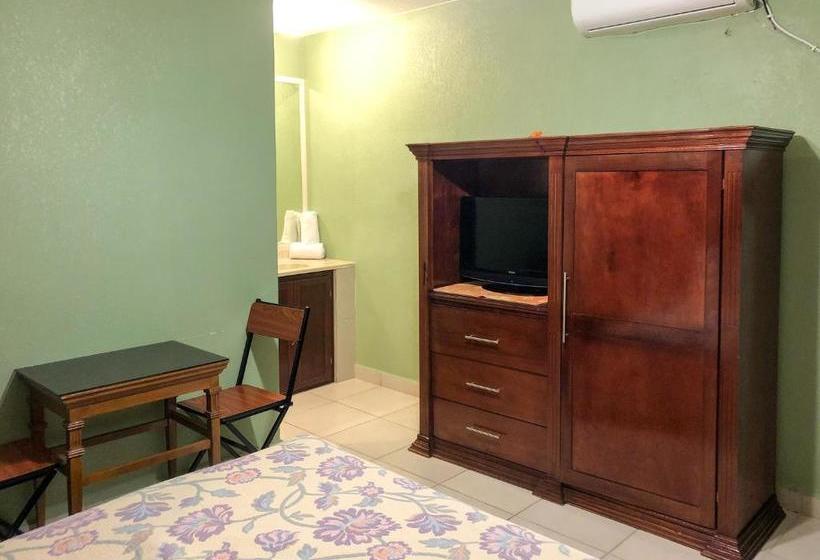 ホテル Villa Escondida