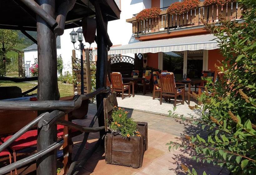 ペンション Ferienweinhaus Römer Knodt