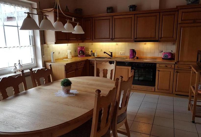 ペンション Ferienweinhaus Römer Knodt