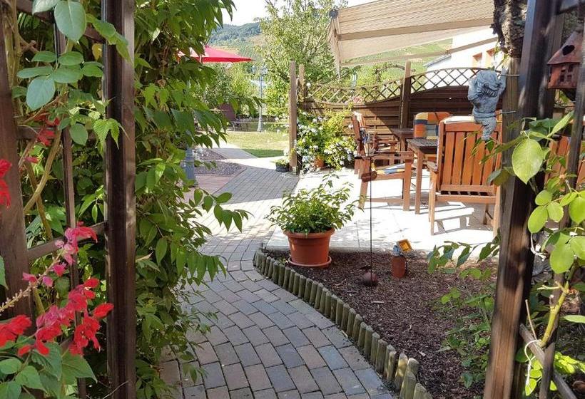 ペンション Ferienweinhaus Römer Knodt