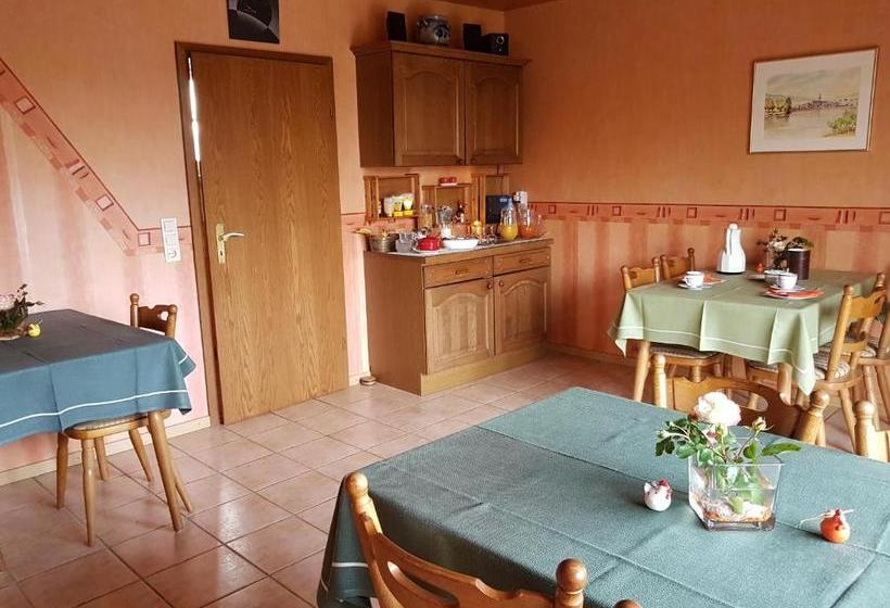 ペンション Ferienweinhaus Römer Knodt