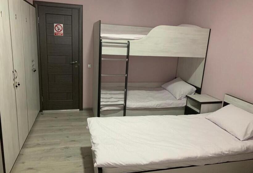 פנסיון Guest House Max