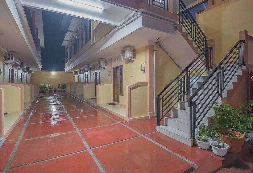 ペンション Reddoorz Near Rsud Dr Abdul Aziz Singkawang