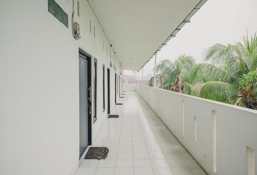 펜션 Reddoorz Syariah @ Pasir Putih Jambi