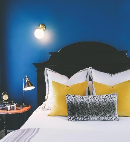 민박 The Pinner House