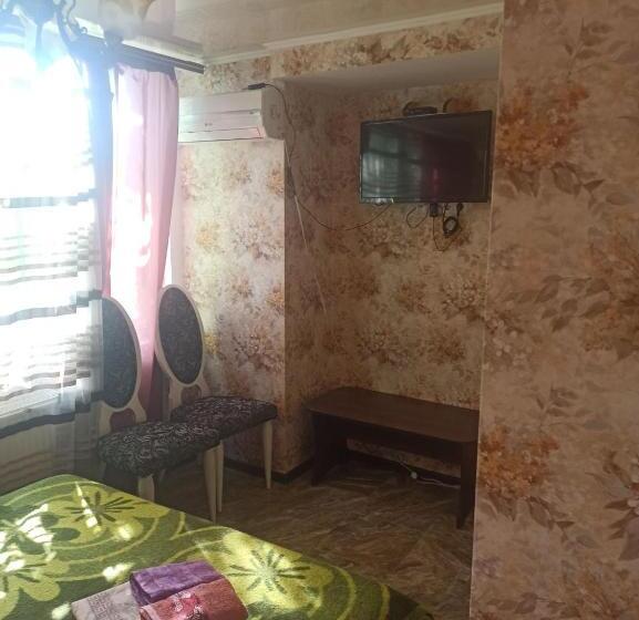 هتل хостел готель колізей