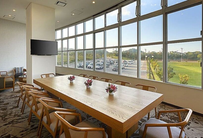 בית מלון כפרי Ansa Okinawa Resort