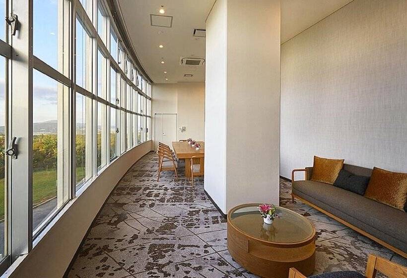 בית מלון כפרי Ansa Okinawa Resort