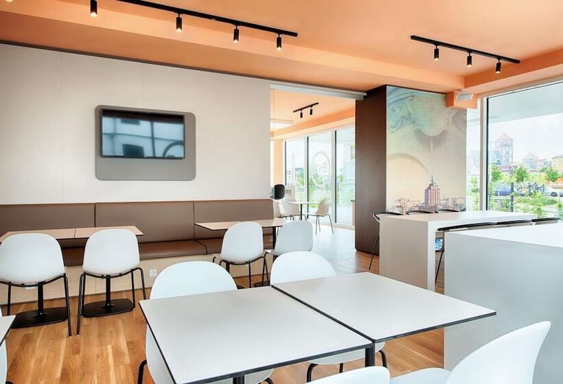 B&b Hotel Rostock Hafen