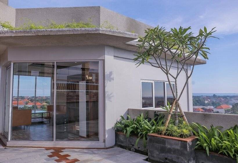 Canggu Dream Village Hotel And Suites