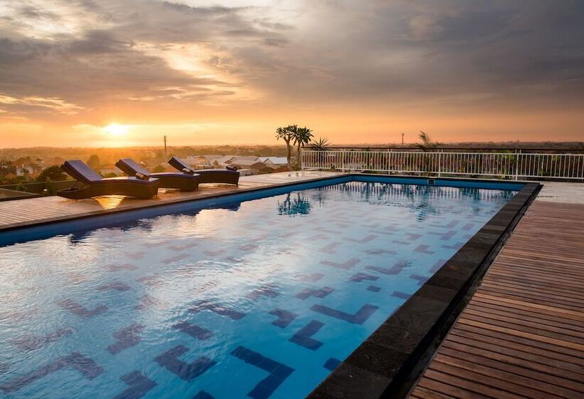 Canggu Dream Village Hotel And Suites