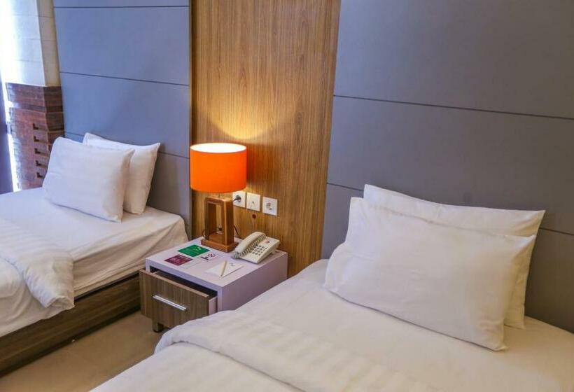 Canggu Dream Village Hotel And Suites