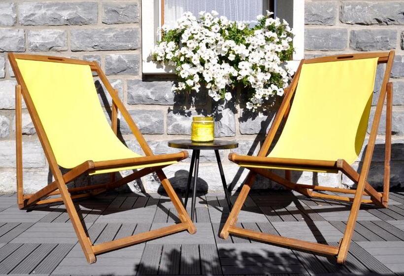 ホテル Hôtel Historique Chez Elsy   Crans Sapins