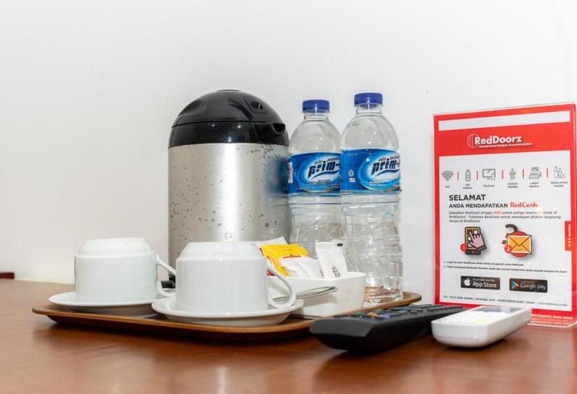 酒店 Reddoorz Plus Syariah Near Java Supermall Semarang 2