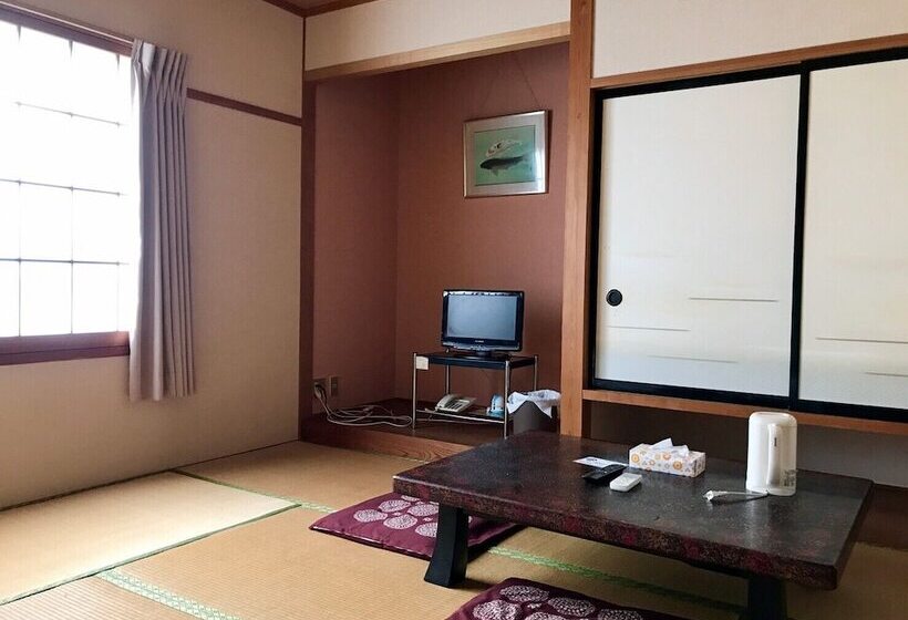 ريوكان Misaki Hotel&lounge