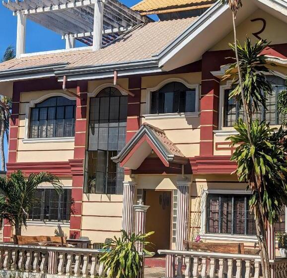 Screaming Gecko Hostel