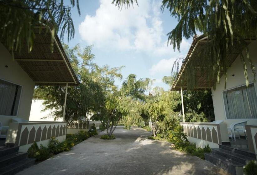 Отель Amar Bagh Resort