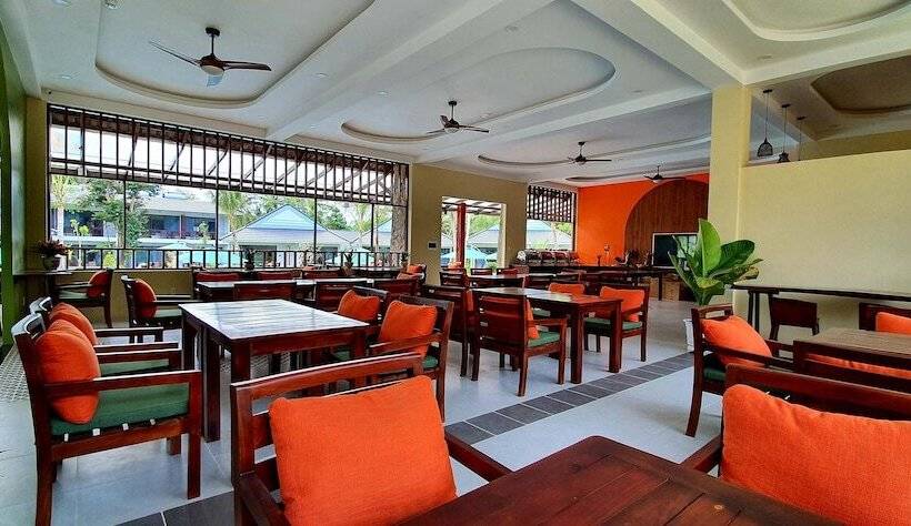 هتل Kingo Retreat Resort