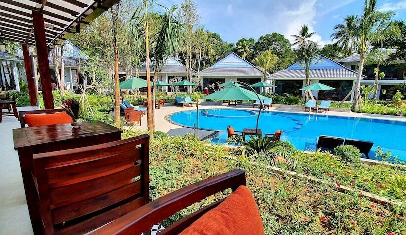 هتل Kingo Retreat Resort