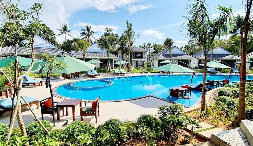 هتل Kingo Retreat Resort