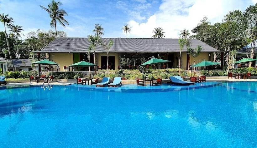 هتل Kingo Retreat Resort