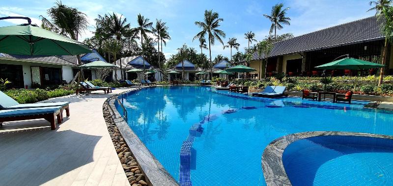 هتل Kingo Retreat Resort