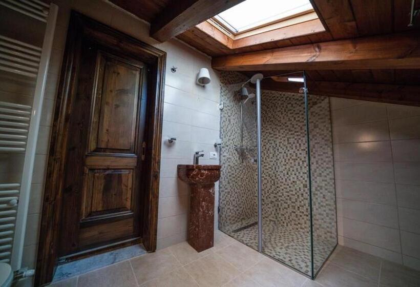 בית מלון כפרי Korça Boutique