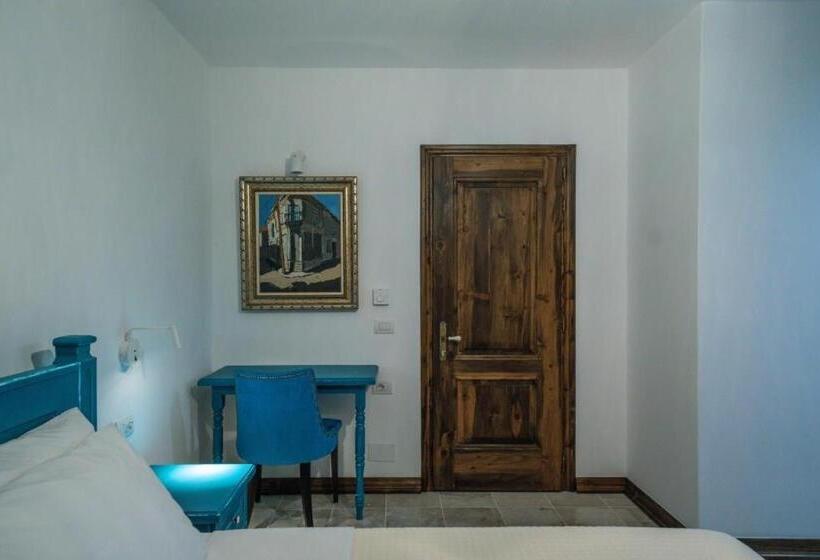 בית מלון כפרי Korça Boutique